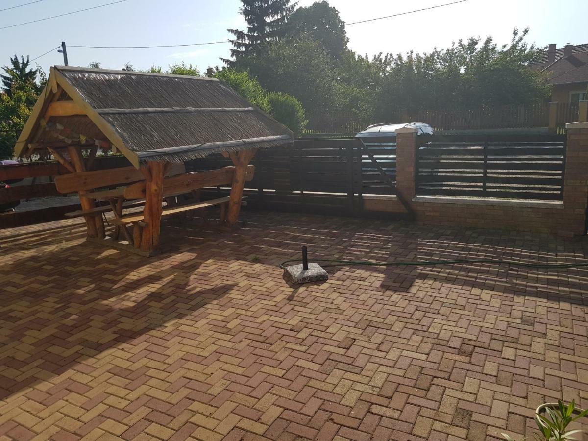 Pagrepe Apartman Balatonvilágos Buitenkant foto
